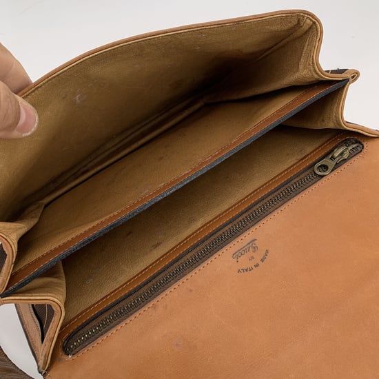 Gucci Vintage Schultertasche aus Stoff mit diagonalem Logo - Image 5