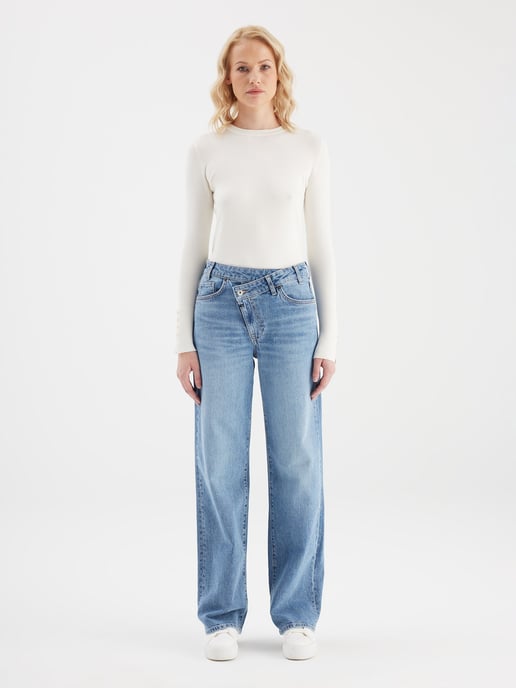 Cora Mid Waist Full Length 5 Pocket Jeans Medium Blue - Image 4