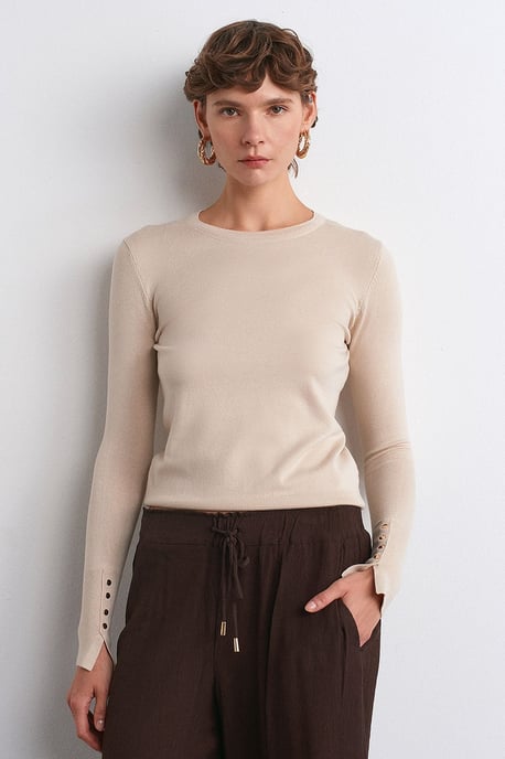 Rippstrick Rundhals Slim Fit Pullover - Image 1