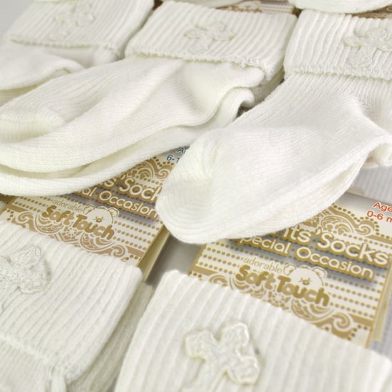 Baby-Taufsocken mit Kreuzstickerei | Neugeborene Baumwollsocken für Jungen & Mädchen - Creme - Image 3