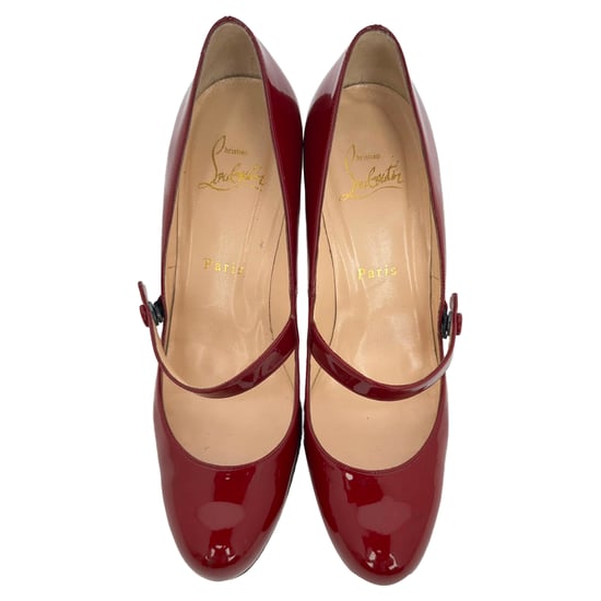 Christian Louboutin Mary Jane Pumps aus burgunderrotem Lackleder - Image 4