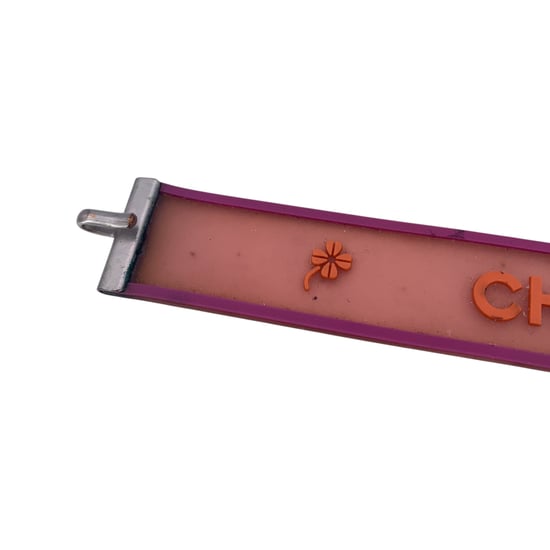 Chanel Kunststoffarmband mit Kleeblatt-Logo - Rosa - Image 4