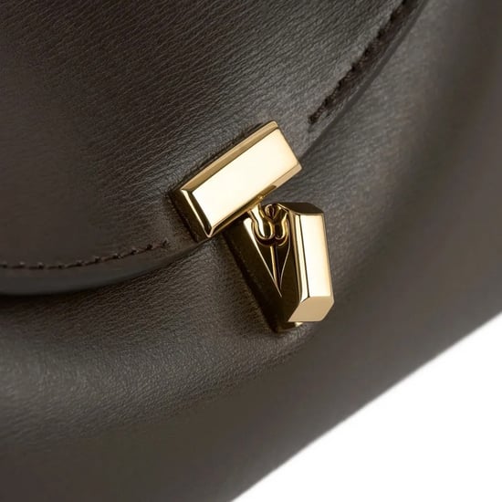 Toteme T-Lock Clutch aus Leder - Image 4