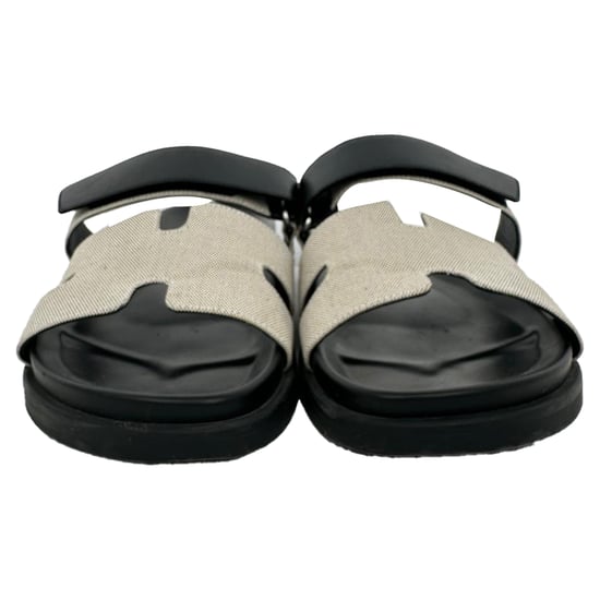 Hermès Chypre Sandalen aus weißem und schwarzem Canvas und Leder - Image 2