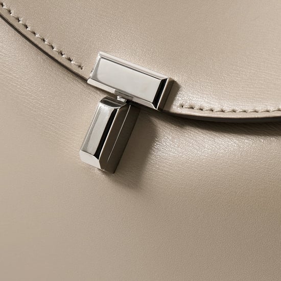 TOTEME T-Lock Clutch aus Leder - Image 5