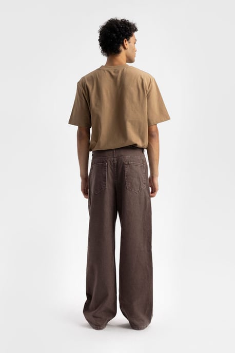 Lässig geschnittenes T-Shirt mit Logo-Print und Rundhalsausschnitt - Image 3