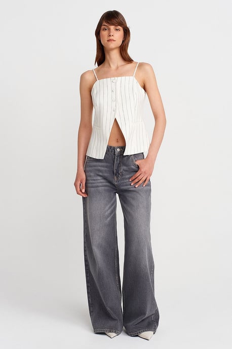 Ärmellose Bluse mit quadratischem Ausschnitt und Knöpfen - Image 4