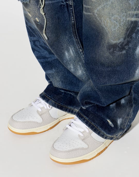 Dunk Low Retro SE Sneakers - Image 6
