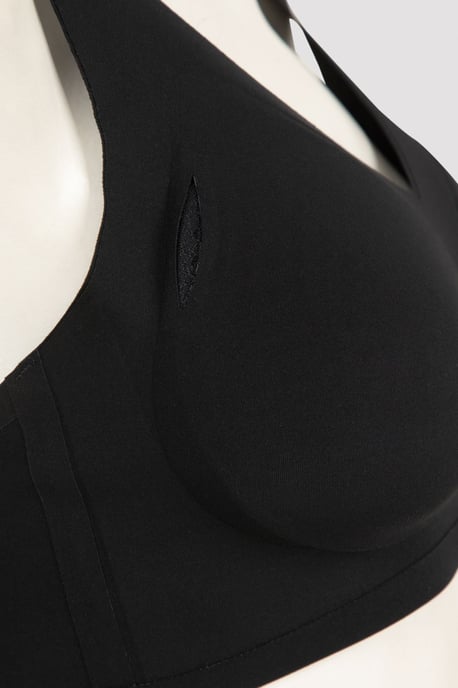 Unsichtbarer Up-Bralette mit Spitzenrücken - Image 6