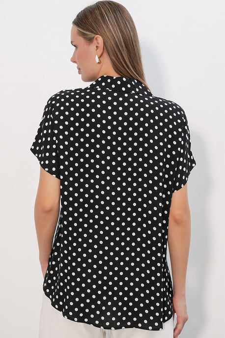 Big Dart Bedruckte Krepp-Knopfbluse - Schwarz - Image 6
