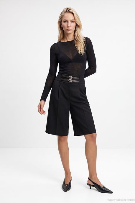 Damen maßgeschneiderte Pull-On Shorts - Image 1