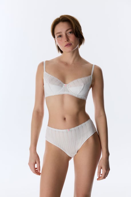Valeria Spitzen-Halb gepolsterter BH - Image 2