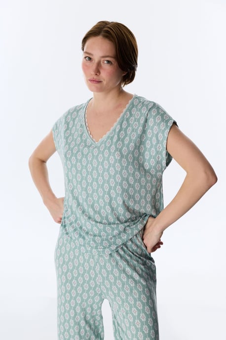 Alia Capri Hose Blümchen Kurzarm Pyjama Set - Image 2