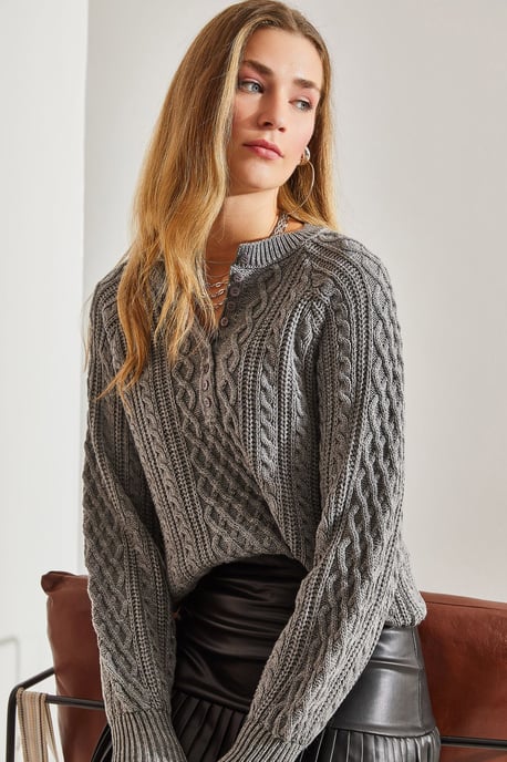 Strickpullover mit Knopfkragen - Image 1
