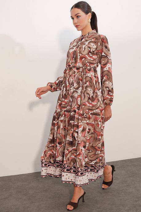 Knopf-Front Maxi-Kleid mit Taillenband - Image 4