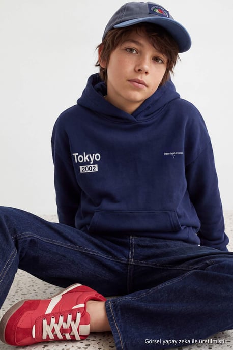 TRENDYOLKIDS Jungen Dunkelblau Einfarbig Lang, Regular Fit Sweatshirts - Image 2