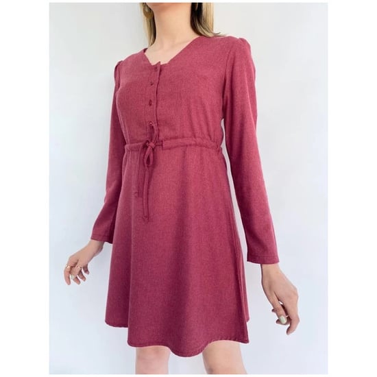 Damenkleid aus weichem Stoff in Burgunderrot mit verstellbarer Taille - Image 3