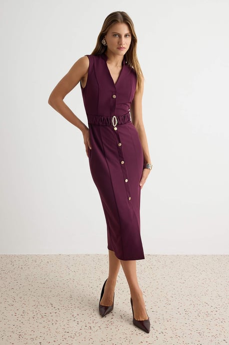 TRENDYOLMİLLA Damen Lila Einfarbig Midi Ärmellos Bodycon Kleider - Image 1