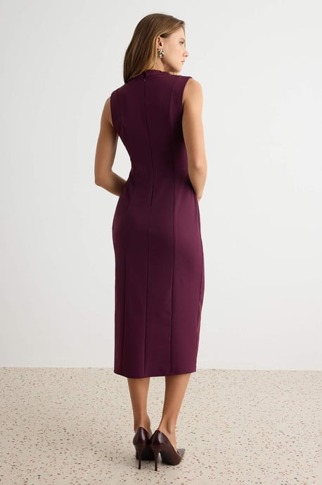 TRENDYOLMİLLA Damen Lila Einfarbig Midi Ärmellos Bodycon Kleider - Image 3