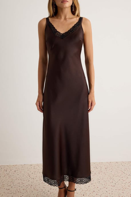TRENDYOLMİLLA Damen Braun Einfarbig Midi Ärmellos Slip-Kleid Kleider - Image 2