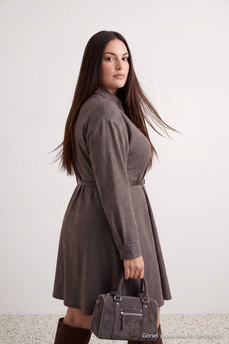 Trendyol Curve Damen Braun Kariert Kurz / Mini Lang A-Linie Große Größen Kleid - Image 2