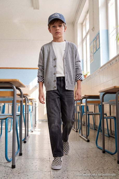 TRENDYOLKIDS Jungen Grau Einfarbig 3/4-Ärmel Regular Fit Cardigans - Image 3