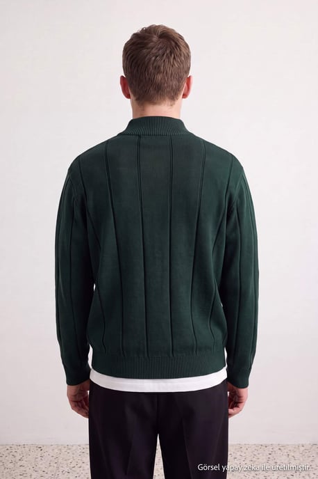 TRENDYOL MAN Herren Khaki Gestreift Lang, Regular Fit Pullover - Image 3