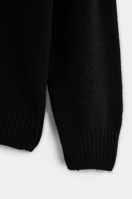 Trendyol Langärmliger Regular-Fit Pullover - Schwarz - Image 4