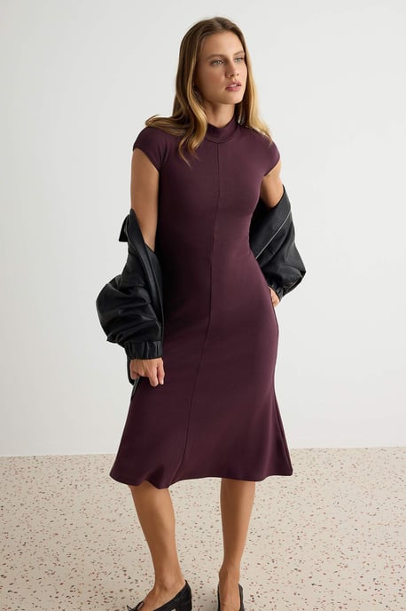 Trendyol Einfarbiges Midi-Bodyconkleid, kurz, Damen - Bordeaux - Image 2