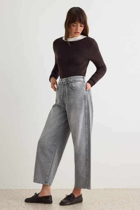 TRENDYOLMİLLA Damen Grau Einfarbig Barrel-Leg Hohe Taille Jeans - Image 4
