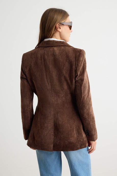 TRENDYOLMİLLA Damen Braun Einfarbig Lang, Tailliert Blazer - Image 4