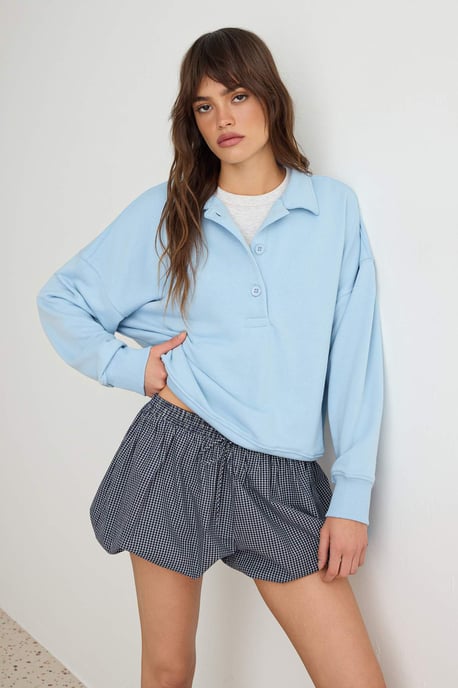 TRENDYOLMİLLA Damen Dunkelblau Einfarbig Lang, Oversize Sweatshirts - Image 1