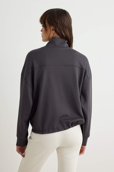TRENDYOLMİLLA Damen Grau Einfarbig Lang, Oversize Sweatshirts - Image 3