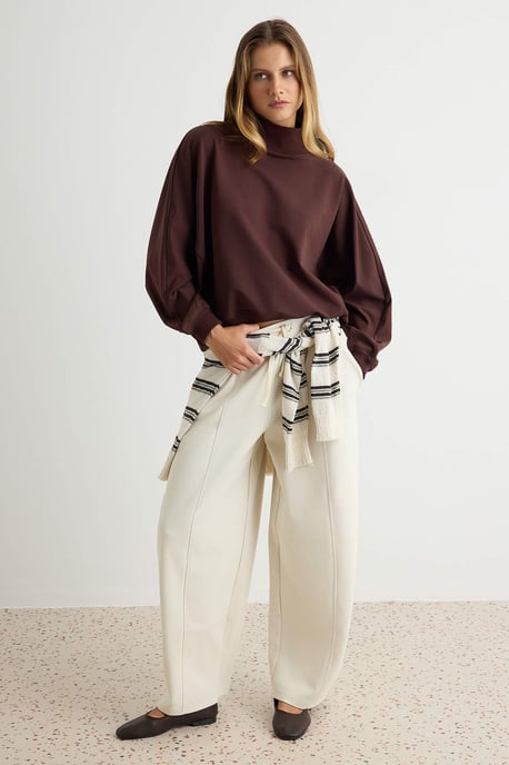 TRENDYOLMİLLA Damen Braun Einfarbig Lang, Oversize Sweatshirts - Image 4