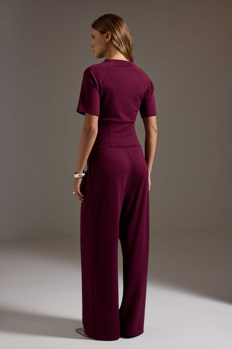 TRENDYOLMİLLA Damen Lila Einfarbig Kurz Tailliert Zweiteilig Sets - Image 3