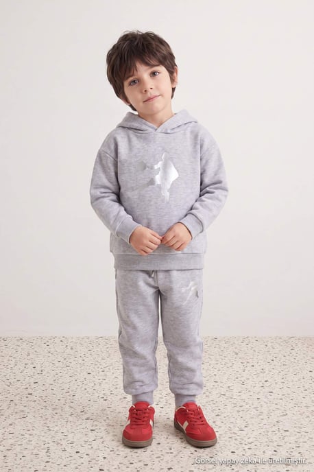 TRENDYOLKIDS Jungen Grau Einfarbig Lang, Regular Fit Zweiteilig Sets - Image 2