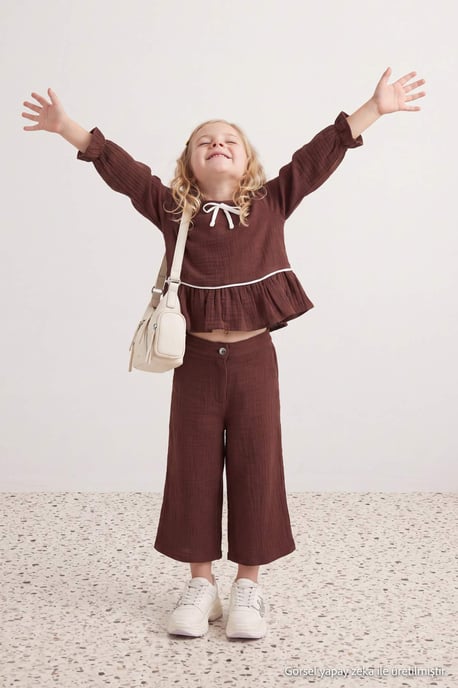 TRENDYOLKIDS Mädchen Bordeaux Einfarbig Kurz Regular Fit Zweiteilig Sets - Image 2