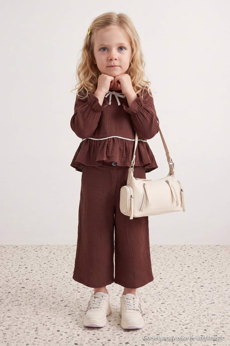 TRENDYOLKIDS Mädchen Bordeaux Einfarbig Kurz Regular Fit Zweiteilig Sets - Image 3