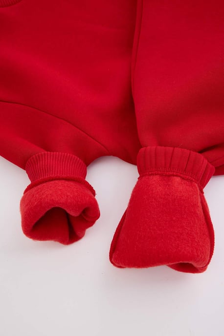 TRENDYOLKIDS Jungen Rot Mit Grafikprint Lang, Oversize Zweiteilig Sets - Image 2