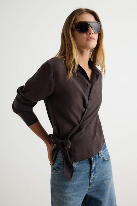 TRENDYOLMİLLA Damen Braun Einfarbig Lang, Regular Fit Hemden - Image 4