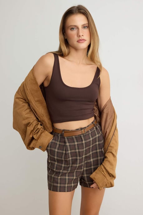 TRENDYOLMİLLA Damen Braun Einfarbig Hosenrock Normale Taille Shorts Bermudashorts - Image 4