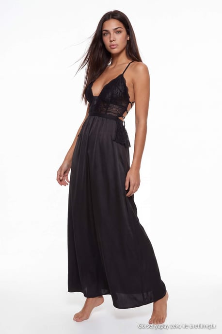 TRENDYOLMİLLA Damen Schwarz Einfarbig Maxi Ärmellos Regular Fit Nachthemden - Image 1