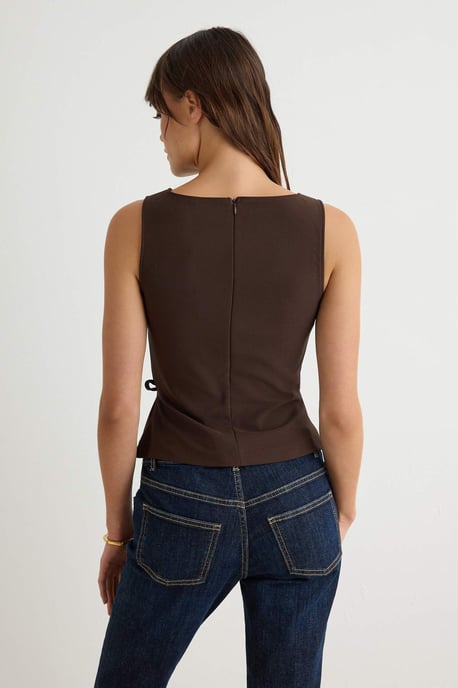 TRENDYOLMİLLA Damen Braun Einfarbig Ärmellos Regular Fit Blusen - Image 3