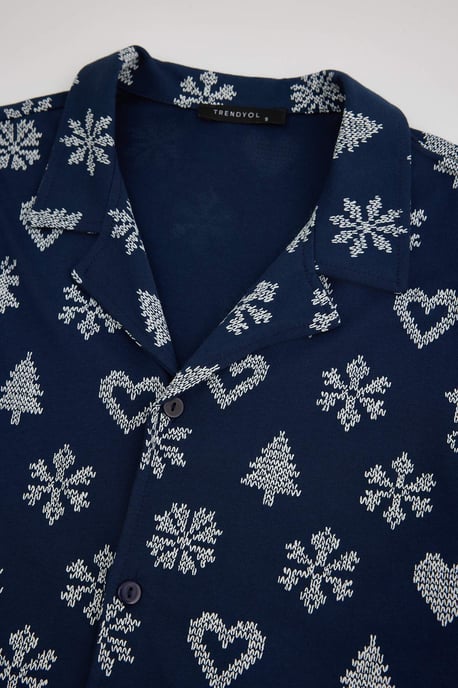 TRENDYOL MAN Herren Dunkelblau Weihnachts- Lang, Regular Fit Pyjama- Sets - Image 4