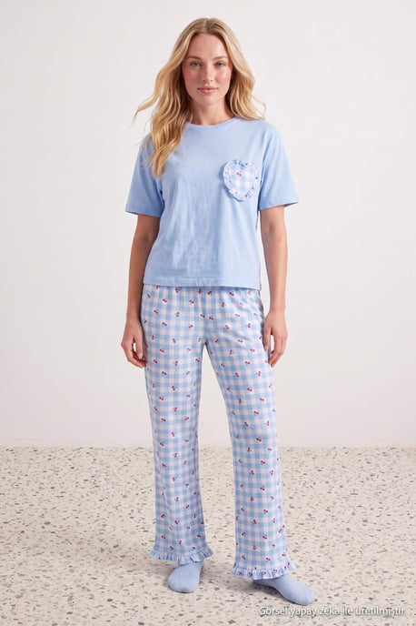 TRENDYOLMİLLA Damen 2er Pack Weiß Kariert Kurz Loungewear Regular Fit Pyjama- Sets - Image 2