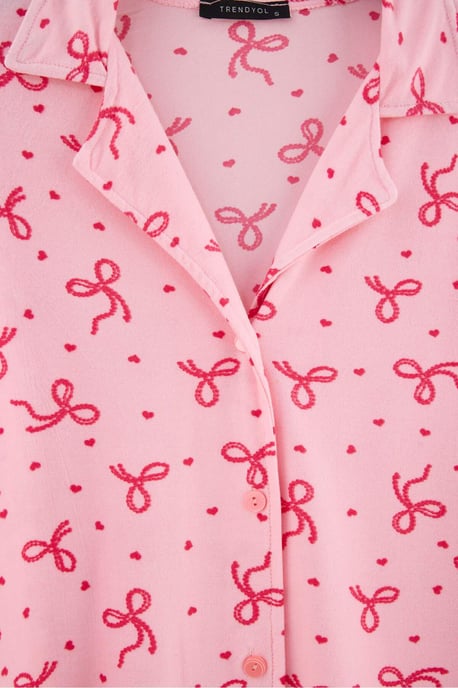 TRENDYOLMİLLA Damen 2er Pack Rosa Mit Grafikprint Lang, Regular Fit Pyjama- Sets - Image 5