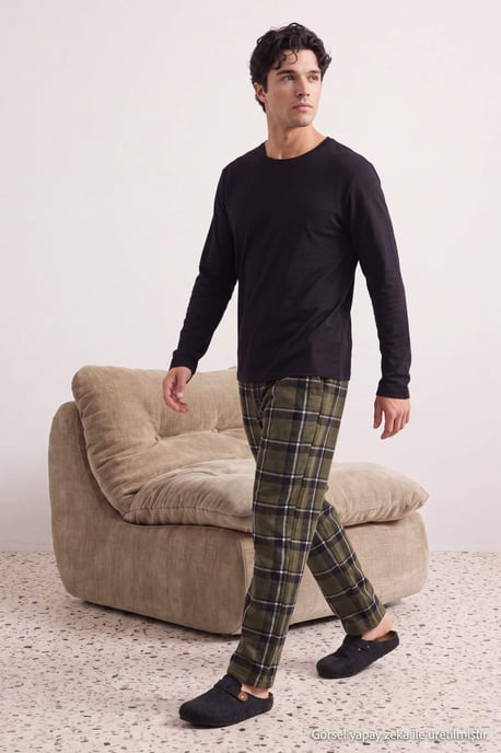 TRENDYOL MAN Herren Schwarz Kariert Lang, Regular Fit Pyjama- Sets - Image 6