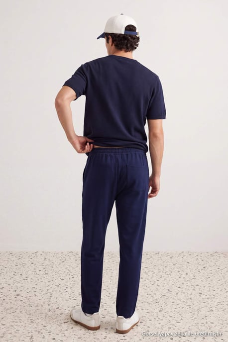 TRENDYOL MAN Herren Dunkelblau Mit Slogan Normale Taille Jogginghosen - Image 3