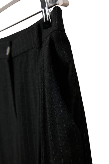 TRENDYOLMİLLA Damen Grau Gestreift Weites Bein Normale Taille Hosen - Image 3