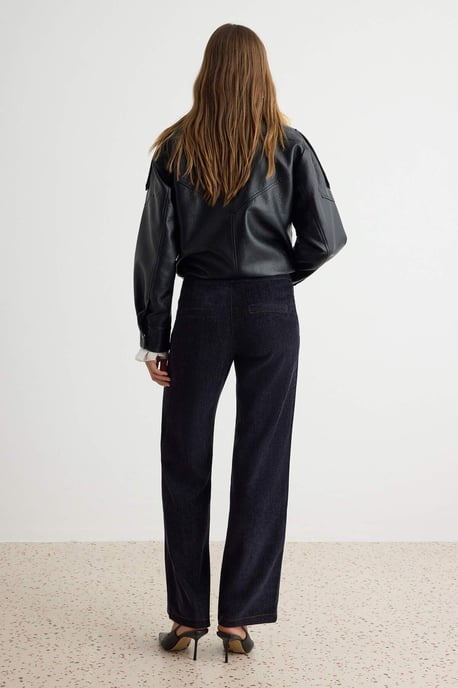 TRENDYOLMİLLA Damen Dunkelblau Einfarbig Gerade Normale Taille Hosen - Image 3